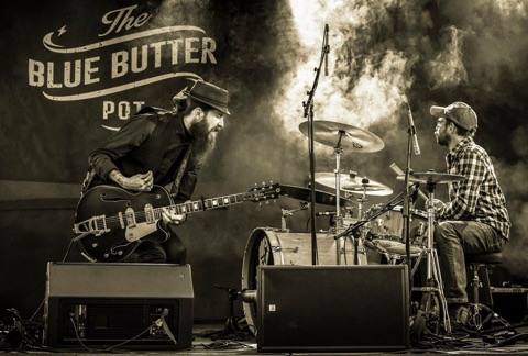 The Blue Butter Pot en concert